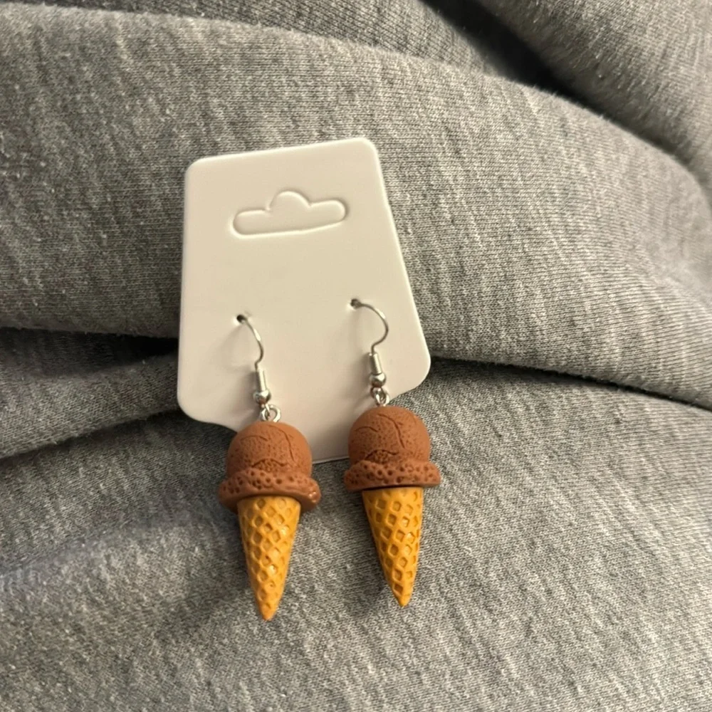 🛍️BUNDLE 3 for $17 ICE CREAM CONE cute earrings kawaii food animal - Picture 1 of 2